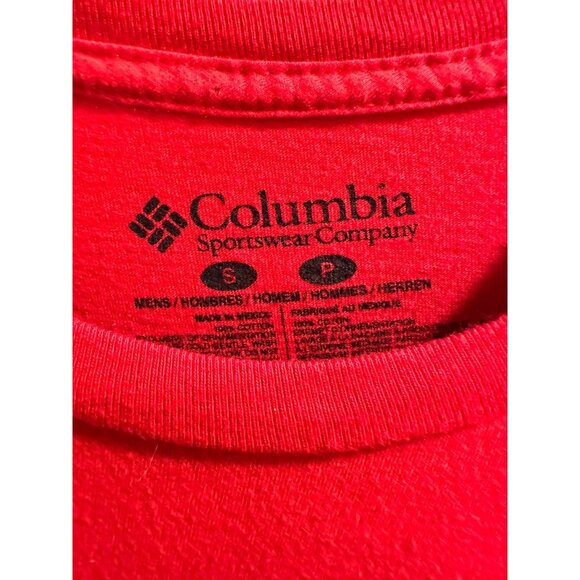 🍒 2/$20 🍒 Columbia Red "Are They Gluten Free?" Graphic T-Shirt S Cotton - Picture 3 of 5
